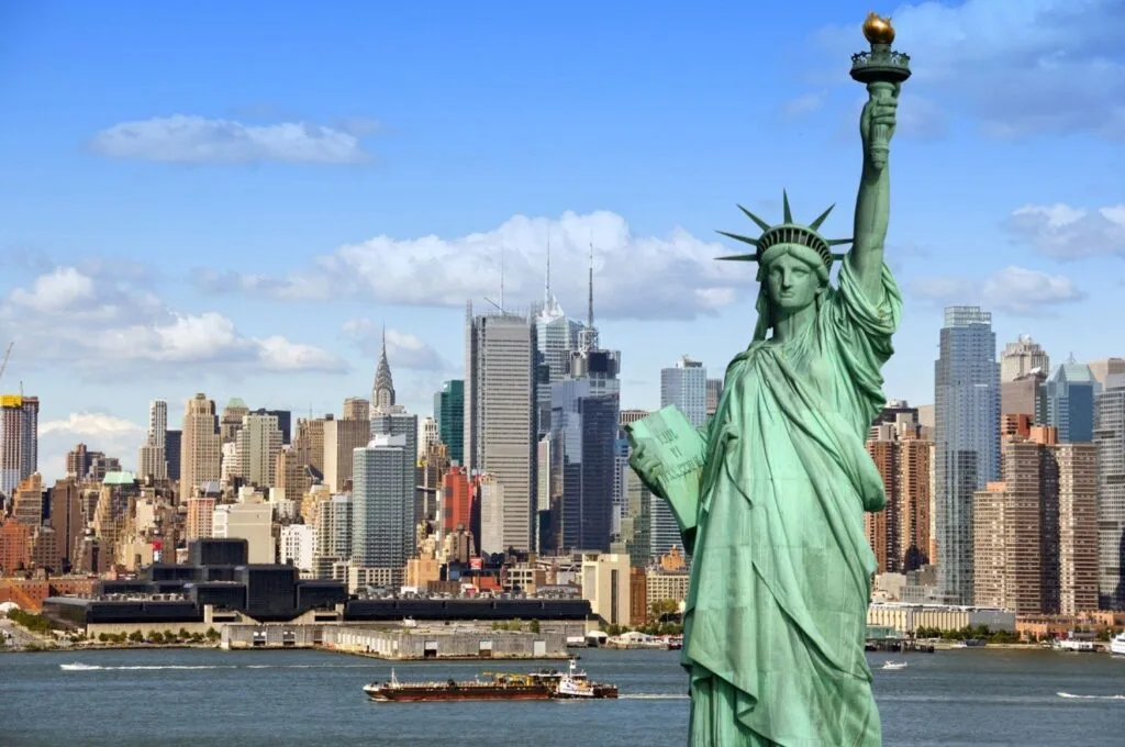 Viajas-a-EEUU-Ahórrate-la-tasa
